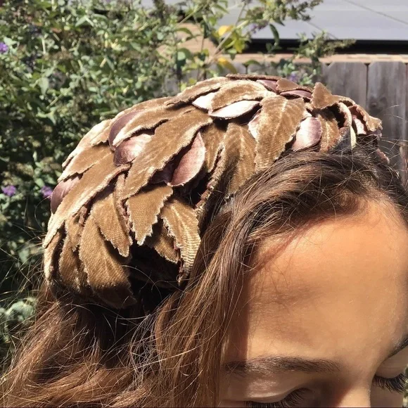 Vintage Hat Fascinator Skull Cap Laurel Velvet Leaves Silk  display picture 1